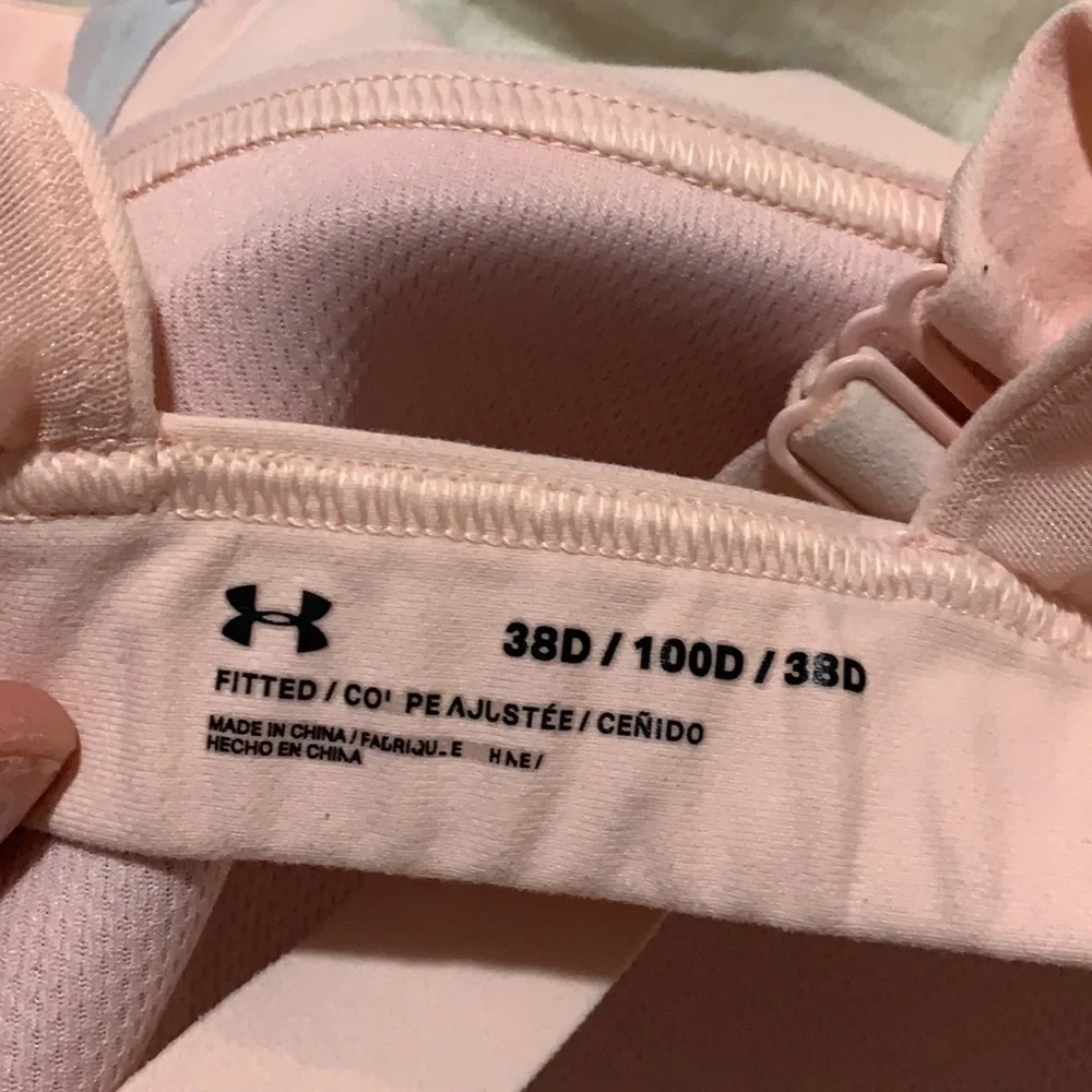 Under armour zip sports bra, 38D - Picture 3 of 4